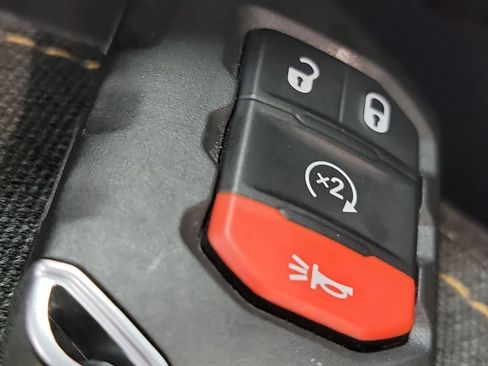 Used 2024 Jeep Wrangler Unlimited Sport AWD/4WD image 32