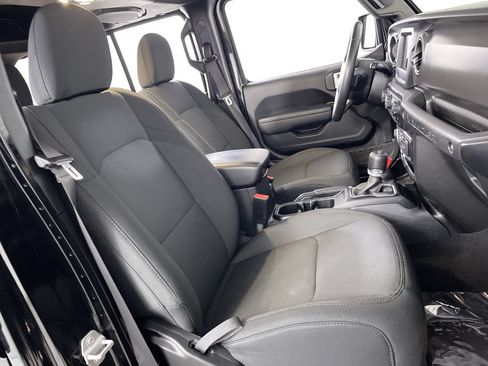 Used 2022 Jeep Wrangler Unlimited Sport AWD/4WD image 23