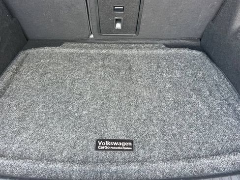 Used 2022 Volkswagen Taos SEL w/ Panoramic Sunroof Package AWD/4WD image 20