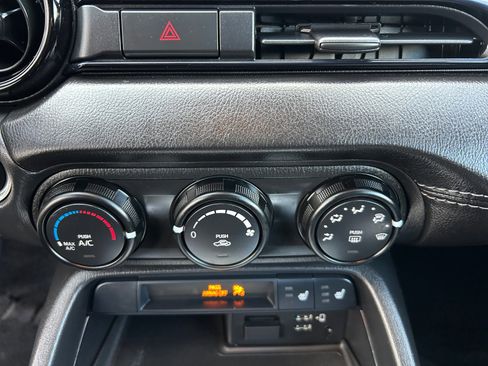 Used 2020 MAZDA MX-5 Miata Club w/ Brembo/BBS Recaro Package image 31