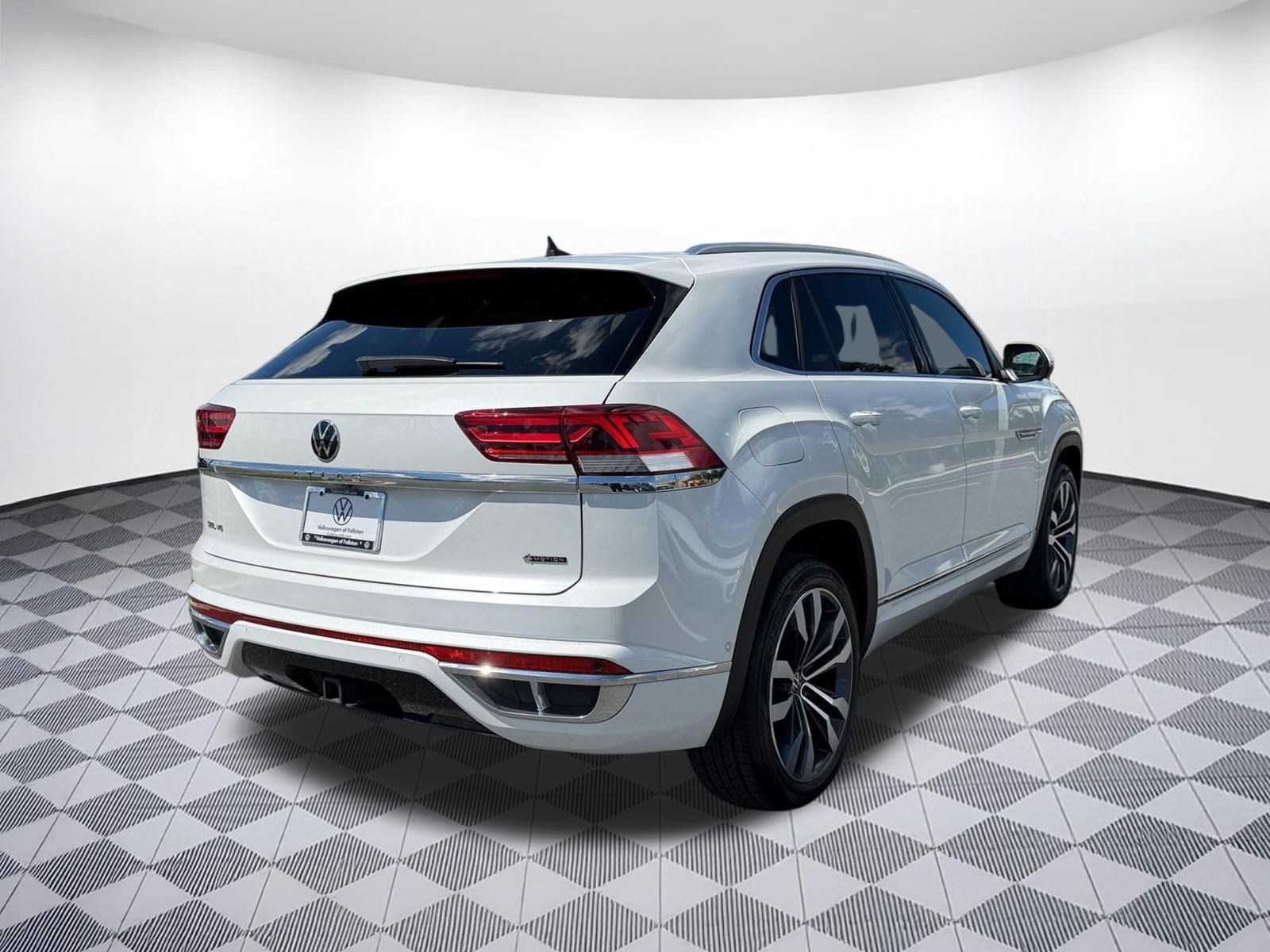 Certified 2023 Volkswagen Atlas Cross Sport SEL Premium R-Line AWD/4WD image 9