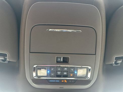 Used 2025 Ford F150 King Ranch AWD/4WD image 39