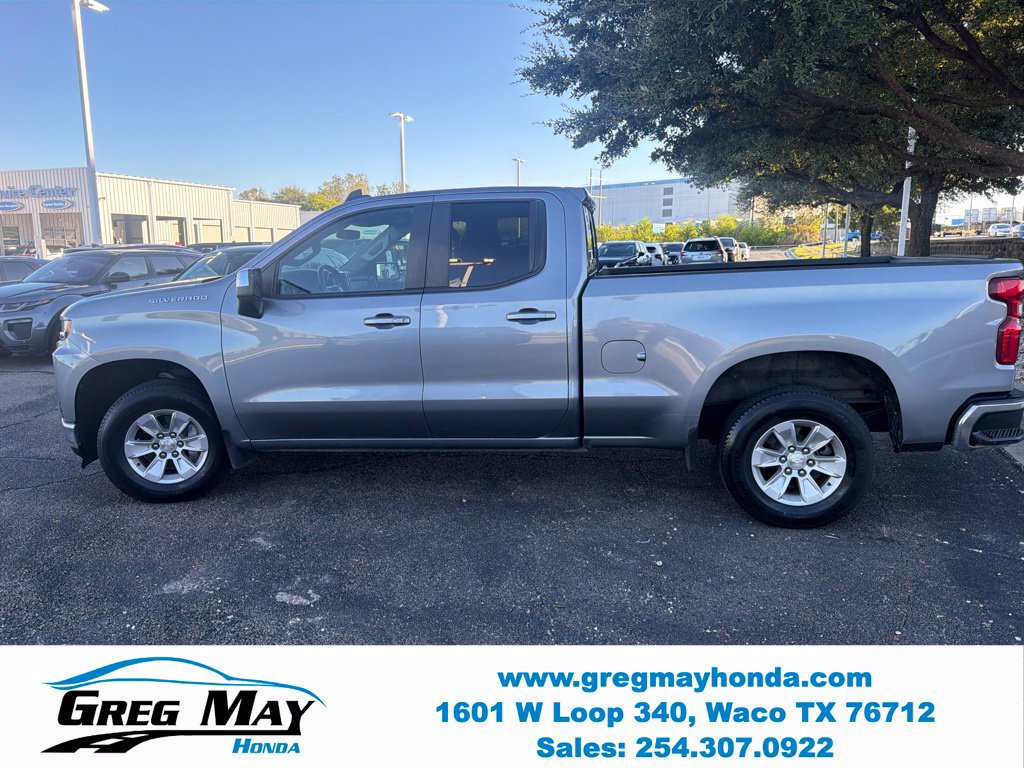 Used 2020 Chevrolet Silverado 1500 LT w/ Texas Edition RWD image 7
