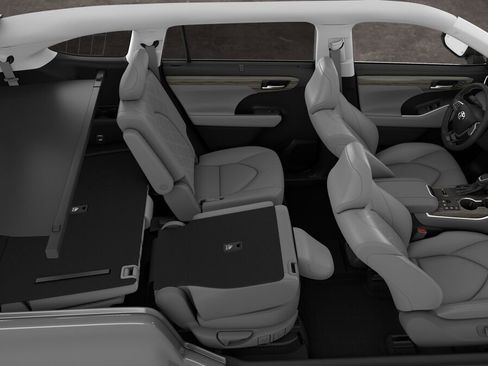 New 2026 Toyota Highlander Platinum image 22