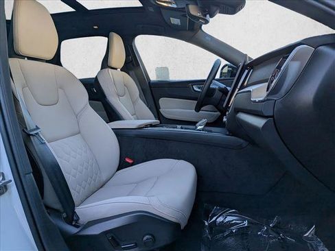 Certified 2026 Volvo XC60 B5 Plus w/ Protection Package Premier image 21