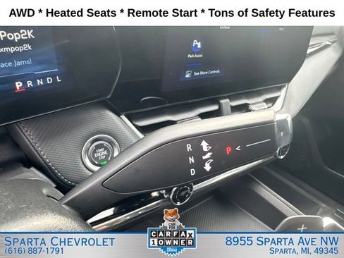 Used 2025 Chevrolet Equinox LT AWD/4WD image 20