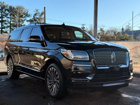 Used 2018 Lincoln Navigator L Reserve w/ Technology Package image 56