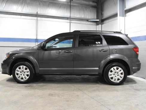 Used 2018 Dodge Journey SE w/ Popular Equipment Group image 19