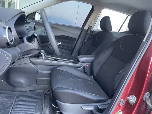 Certified 2024 Nissan Kicks SV w/ Exterior Package image 9