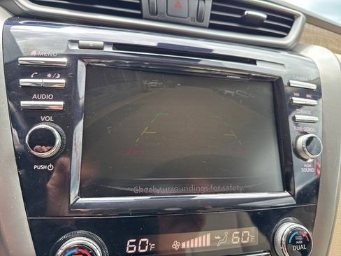 Used 2024 Nissan Murano SV image 19