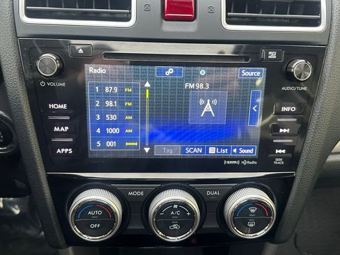 Used 2016 Subaru Forester 2.5i Touring w/ Eyesight & Navigation System image 31