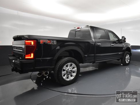 Used 2022 Ford F350 Platinum w/ FX4 Off-Road Package AWD/4WD image 51