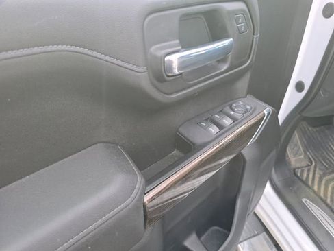 Used 2021 Chevrolet Silverado 1500 RST w/ Z71 Off-Road Package image 15