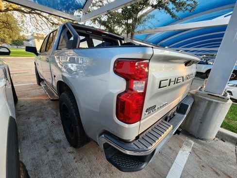 Used 2019 Chevrolet Silverado 1500 LT w/ Texas Edition image 10