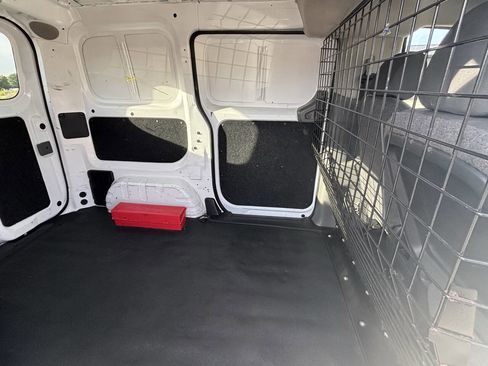 Used 2019 Nissan NV200 SV w/ Back Door Glass Package image 10