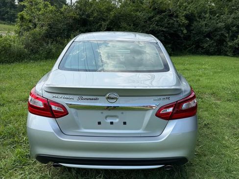 Used 2016 Nissan Altima 3.5 SR FWD image 8