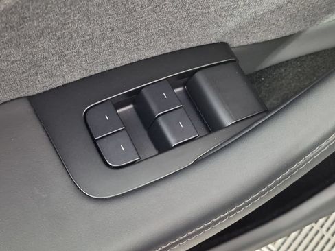 Used 2025 Tesla Model 3 RWD image 15