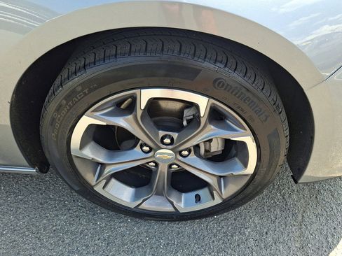 Used 2024 Chevrolet Malibu LT FWD image 13