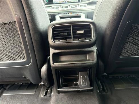 Used 2021 Mercedes-Benz GLE 350 4MATIC image 24