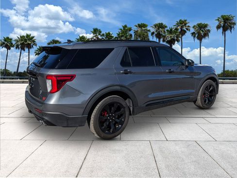 Certified 2022 Ford Explorer ST w/ Equipment Group 401A image 8
