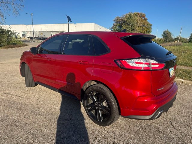 Used 2020 Ford Edge ST w/ Equipment Group 401A AWD/4WD image 2