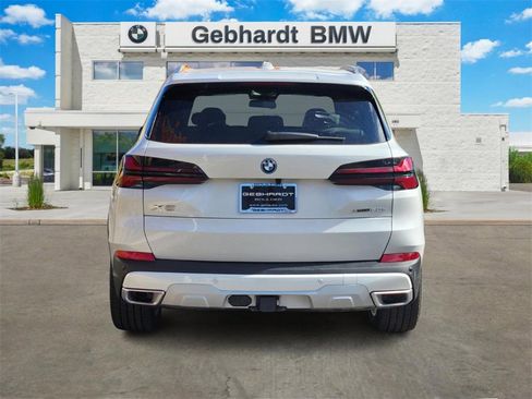 New 2026 BMW X5 xDrive50e w/ Premium Package image 6