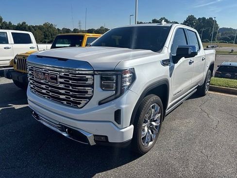 Used 2023 GMC Sierra 1500 Denali w/ Denali Reserve Package AWD/4WD image 1