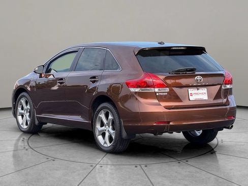Used 2013 Toyota Venza LE FWD image 4