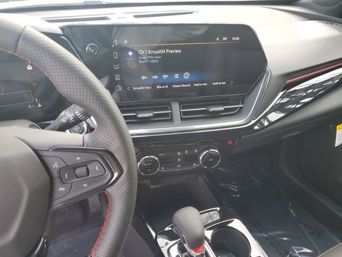 New 2026 Chevrolet Trax RS image 23