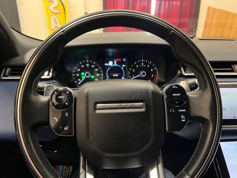 Used 2020 Land Rover Range Rover Velar R-Dynamic S image 18