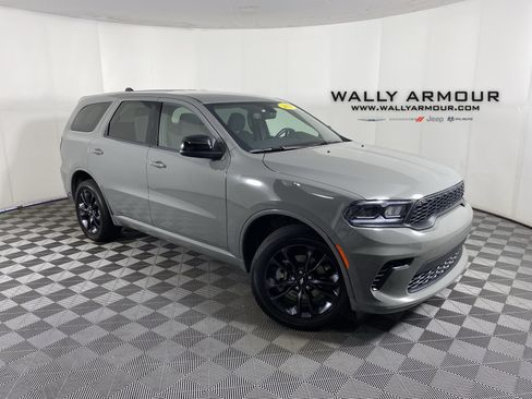 Used 2025 Dodge Durango GT AWD/4WD image 1