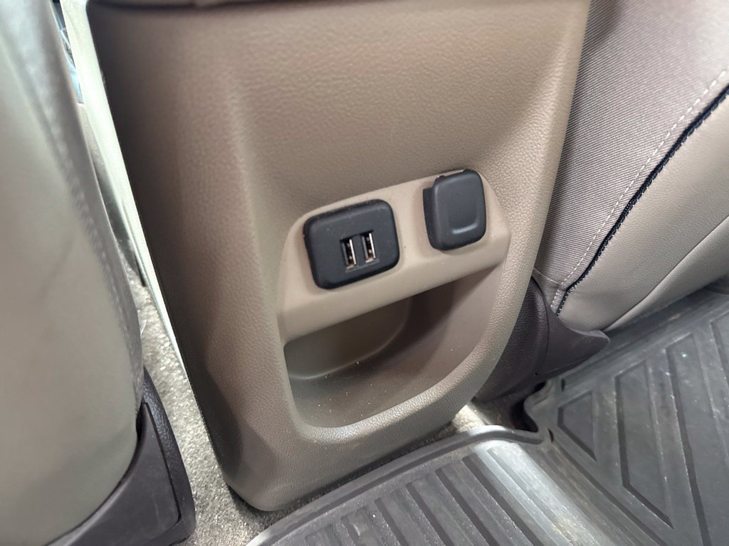 Used 2015 GMC Canyon SLT w/ Driver Alert Package AWD/4WD image 11