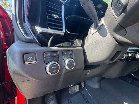 Used 2024 GMC Sierra 1500 SLE w/ Preferred Package AWD/4WD image 23