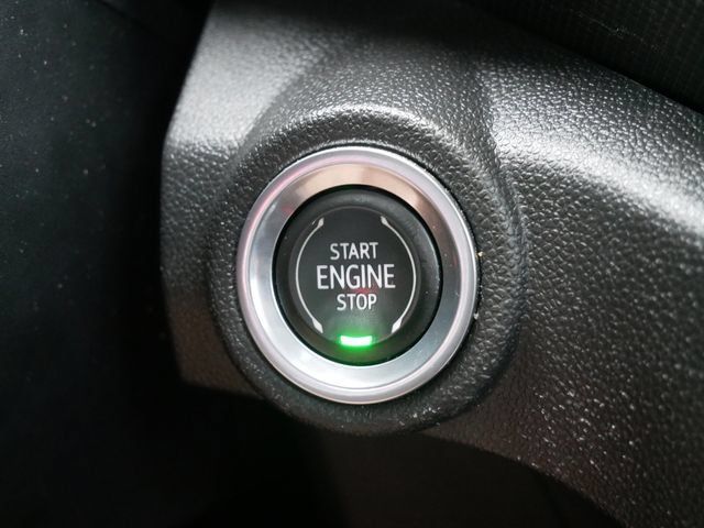 Used 2022 Chevrolet TrailBlazer LT w/ Premium Seating Package AWD/4WD image 22