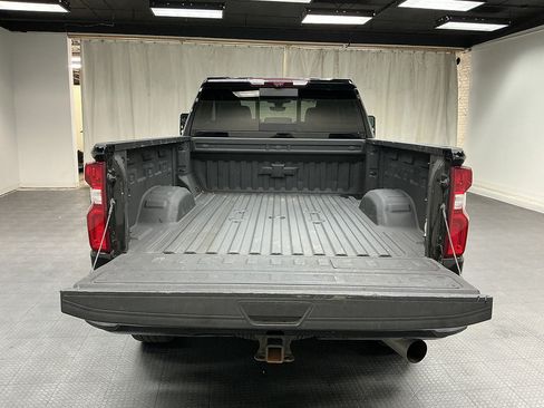 Used 2022 Chevrolet Silverado 2500 LTZ w/ Z71 Chrome Sport Edition AWD/4WD image 30
