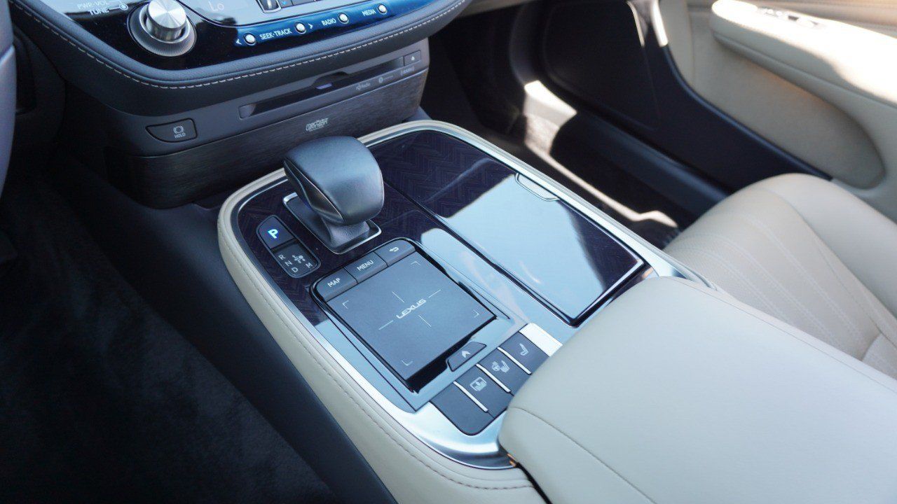 Certified 2022 Lexus LS 500 AWD w/ Interior Upgrade Package image 20