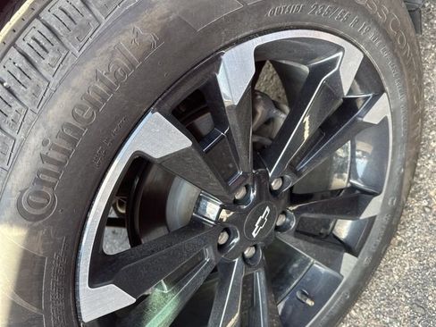 Used 2025 Chevrolet Equinox RS w/ Safety and Technology Package image 10