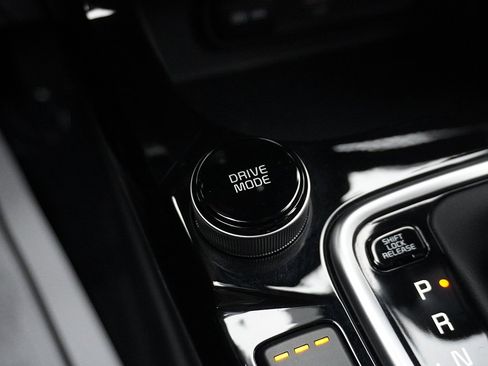 Used 2024 Kia Seltos S image 46