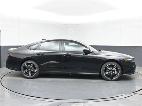 New 2026 Honda Accord Sport image 11