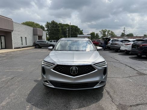 Used 2024 Acura MDX SH-AWD w/ Technology Package image 2