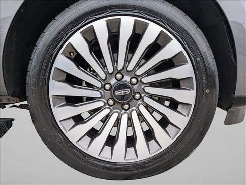 Used 2021 Lincoln Navigator Reserve w/ Luxury Package image 25