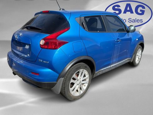 Used 2011 Nissan Juke SV w/ Chrome Pkg image 3