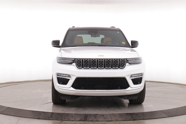 Used 2025 Jeep Grand Cherokee Summit AWD/4WD image 12