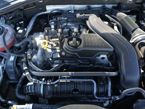 Used 2024 Volkswagen Jetta SE image 28