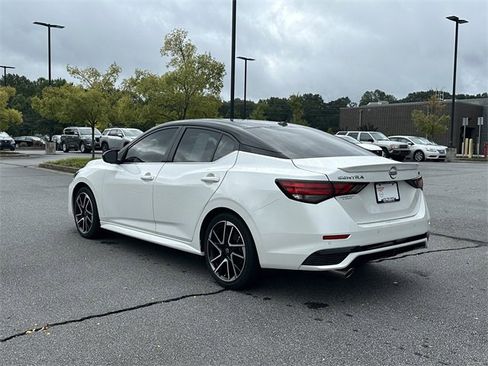 Certified 2025 Nissan Sentra SR image 6