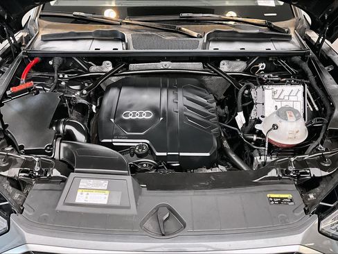 Certified 2023 Audi Q5 2.0T Premium w/ Convenience Package AWD/4WD image 30