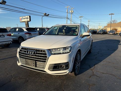 Used 2019 Audi Q7 3.0T Prestige w/ Prestige Package image 8
