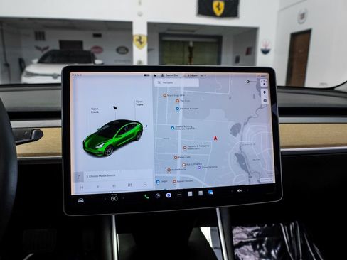 Used 2020 Tesla Model 3 Long Range AWD/4WD image 19