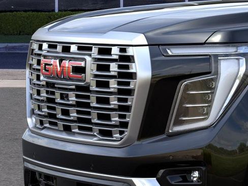 New 2026 GMC Yukon XL Denali RWD image 13