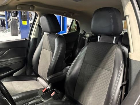 Used 2018 Buick Encore Preferred FWD image 10